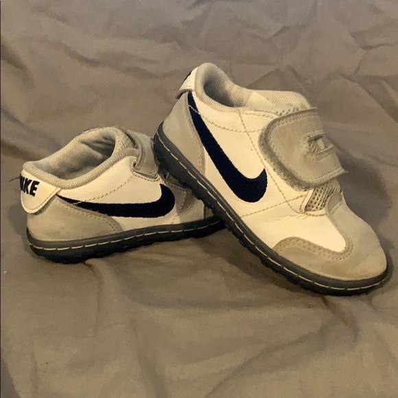 nike milestones shoes
